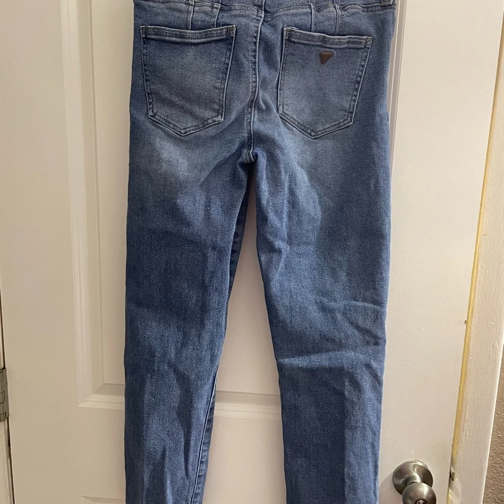 Guess Jeans - Picture 3 of 5